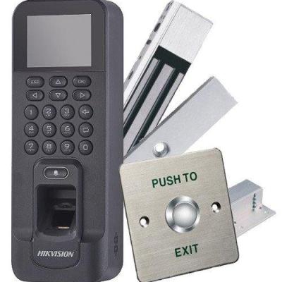  HIKVISION DS-KAS261 Control de acceso IP Hikvision 2 puertas lectoras Wiegand 