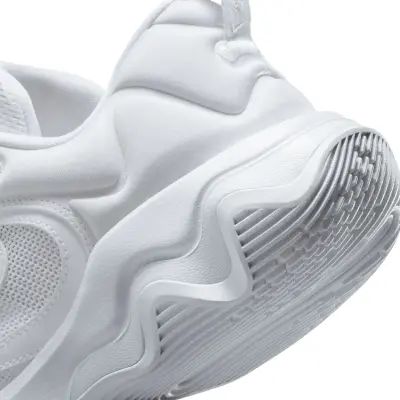  NIKE Giannis Immortality 3 "Triple White" 